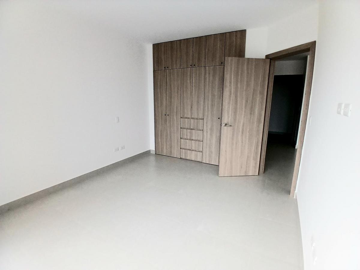 Departamento en Vizcaya 2 Sector Ciudad Celeste - Colegio Alemán Humboldt, Guayas — imagen 4