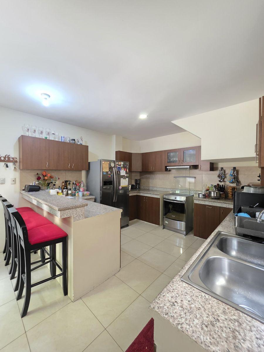 Vendo Casa en Bosques de La Costa, Guayas — imagen 4
