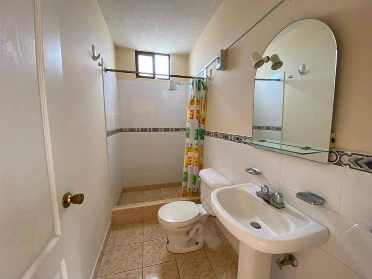 Casa de Venta en Urbanización Zona Norte de Manta, Manabí — imagen 3