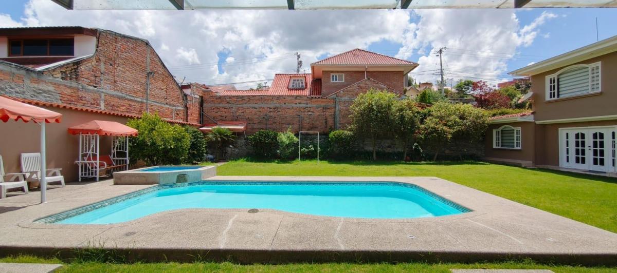 Casa con Piscina, Challuabamba, Azuay — imagen 5