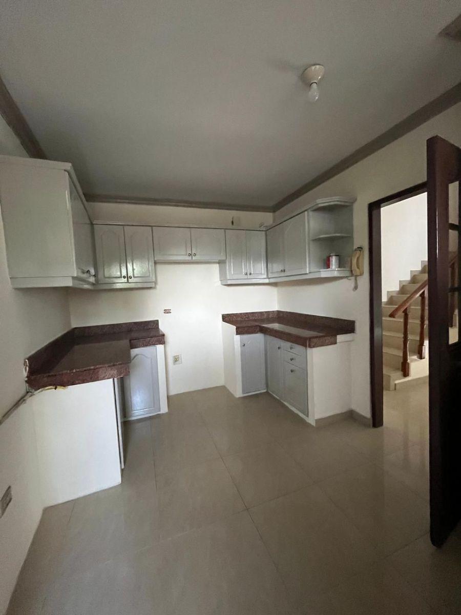 Ceibos - Se Vende Casa Townhouse en Conjunto Cerrado, Guayas — imagen 7