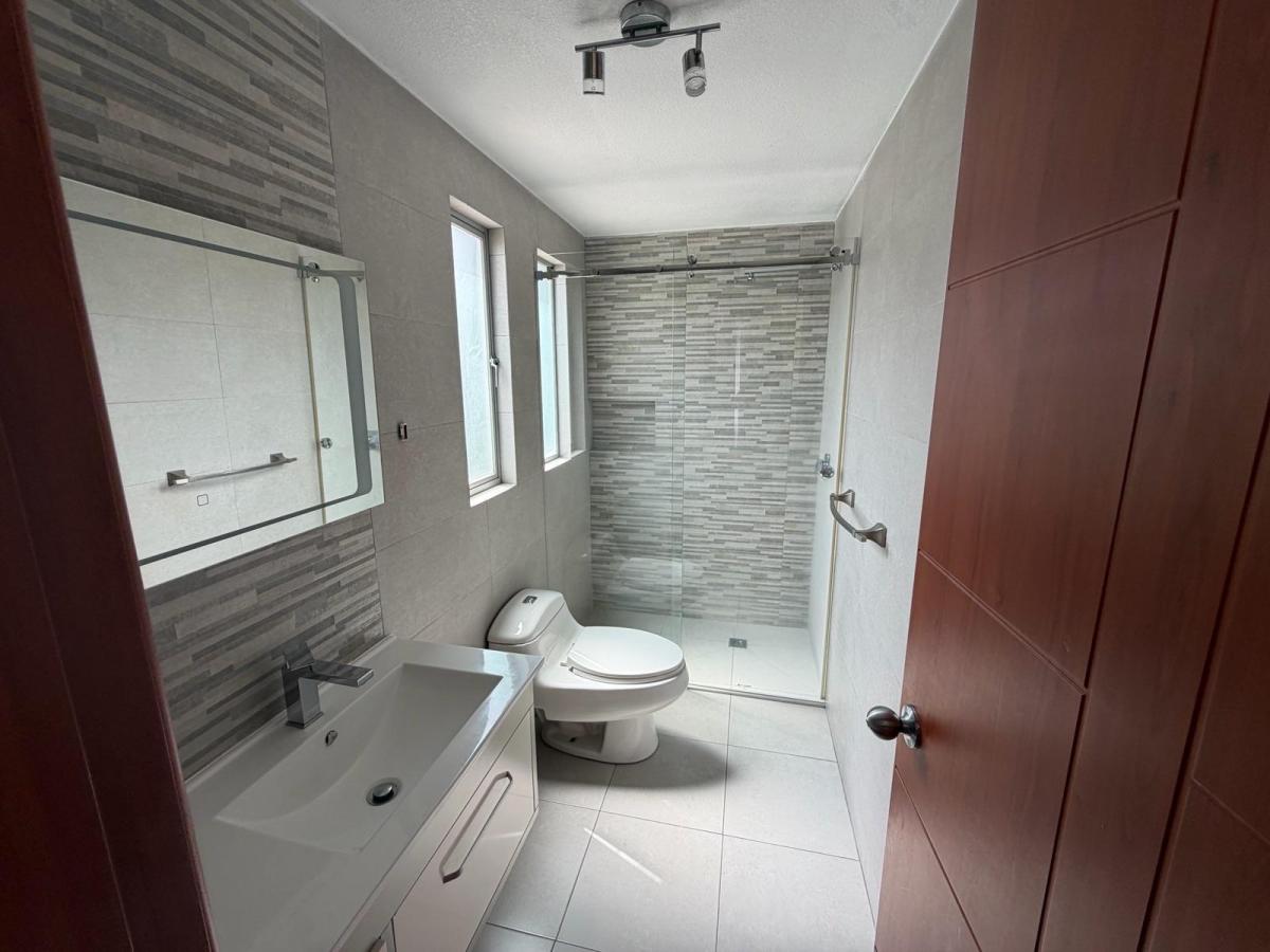 Casa - El Condado — imagen 3