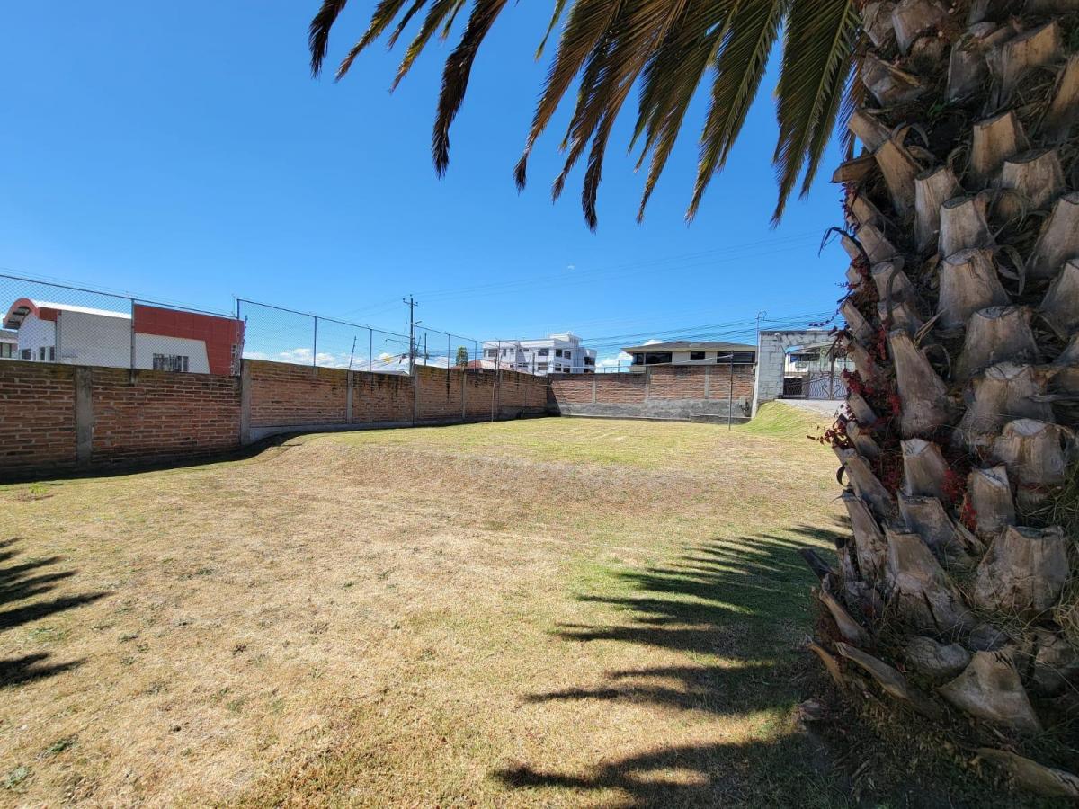 Terreno de Venta en La Urbanización El Condado de 600 m Norte de Quito — imagen 5