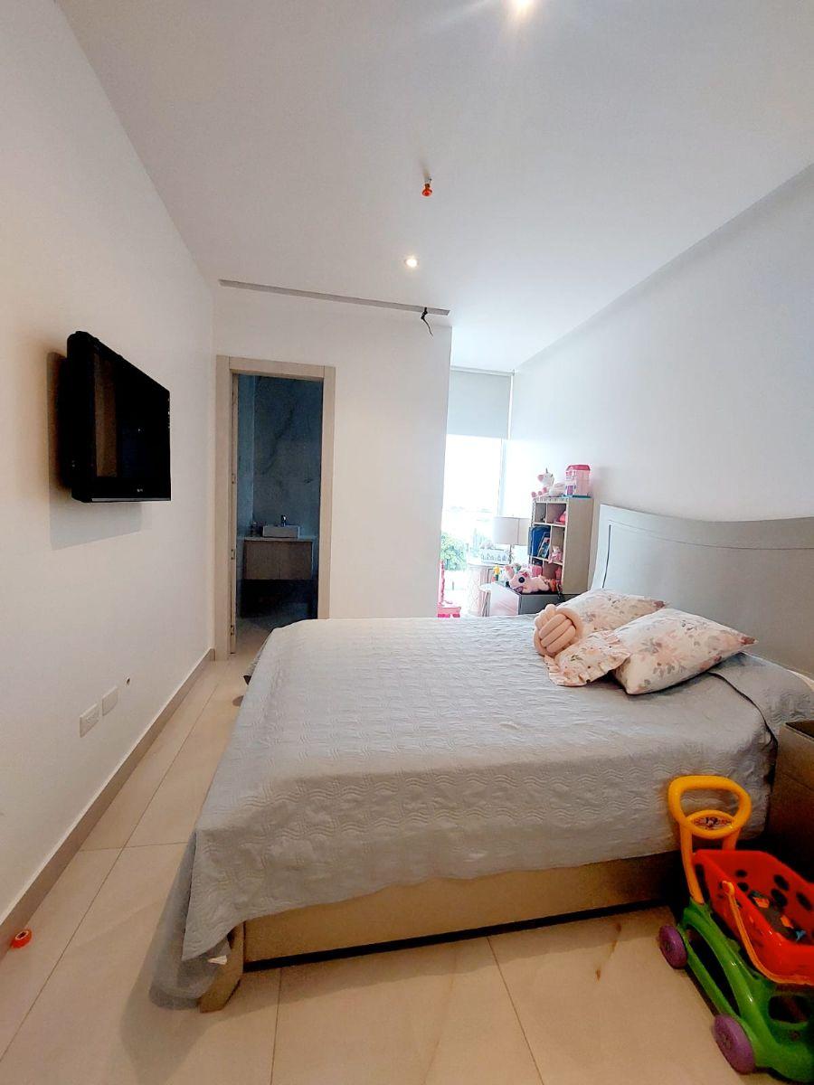 Isla Mocoli - Departamento con Vista Al Rio en Venta - Buen Precio!, Guayas — imagen 4