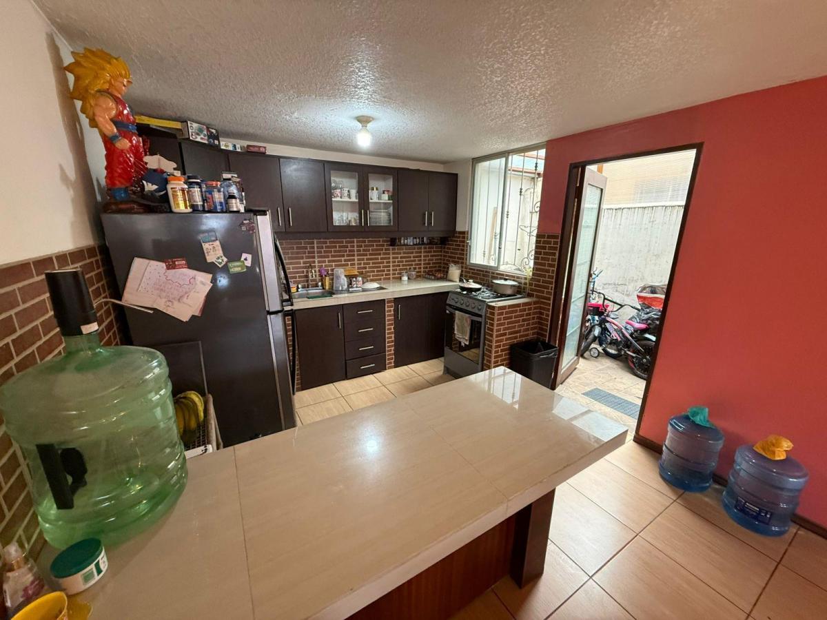 En Venta Casa Dos Pisos con Terraza Sector Santa Monica Conocoto — imagen 5