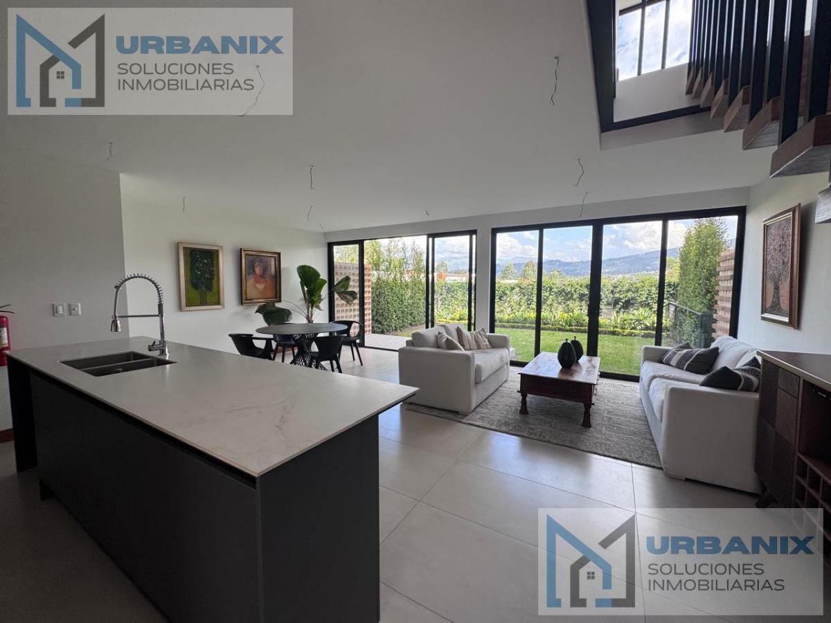 Tumbaco - La Viña Alta. Venta Casas 3 Dorm - Jardín - por Estrenar - Listas. Provincia de Pichincha — imagen 4