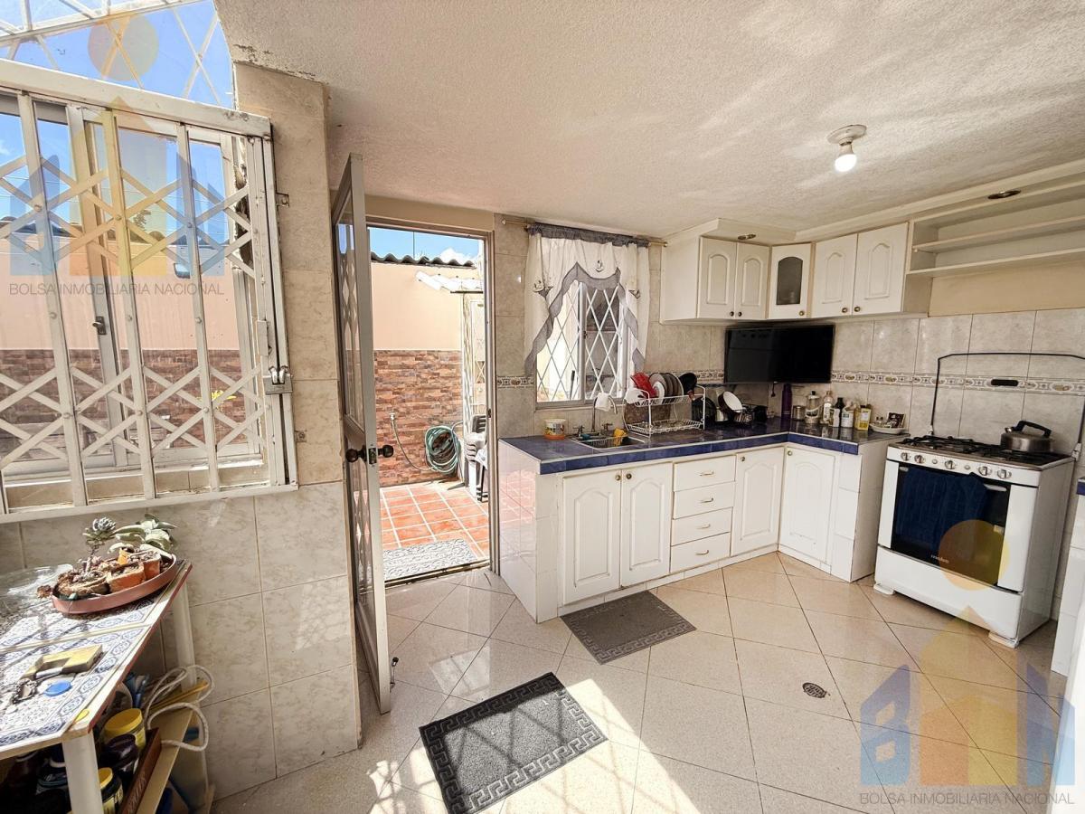 Casa en Venta (Mitad del Mundo - San Antonio de Pichincha) — imagen 4