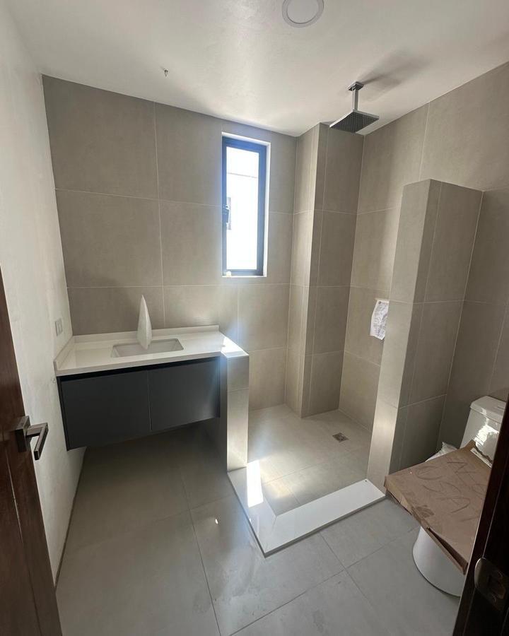 Casa No Adosada, 210 m², Máster en Pb, 3 Dorm., 3 Baños Completos Tumbaco — imagen 4