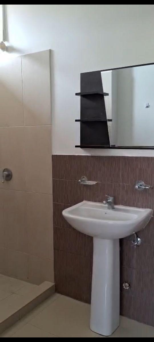 Se Vende Casa Rentera Urb. Santa Cecilia Sector Ceibos, Guayas — imagen 3