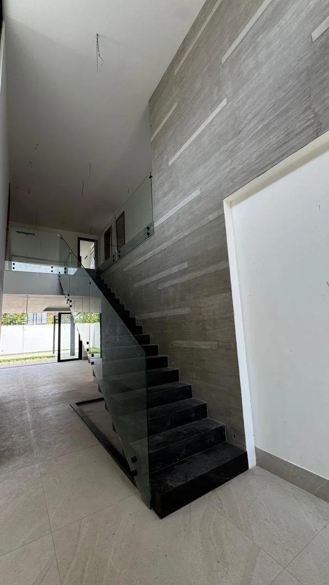 Peninsula - Moderna Casa de Estreno con Piscina en Venta - Isla Mocoli, Guayas — imagen 6