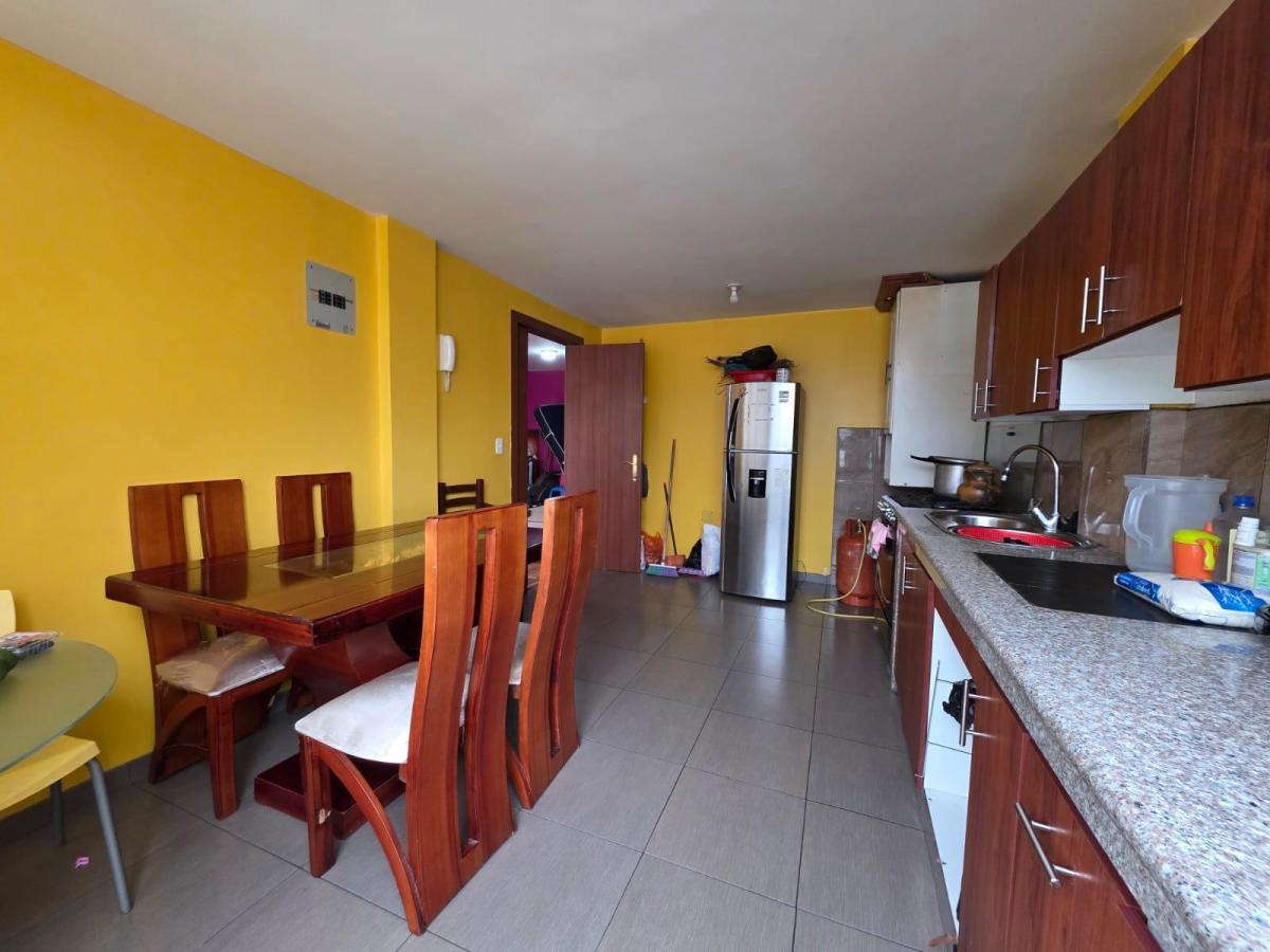 Venta Casa Ciudadela Ibarra 5 Departamentos — imagen 5