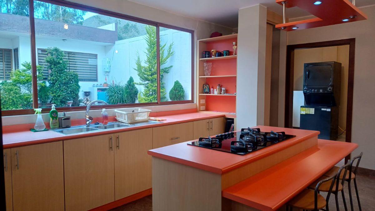 Venta 2 Casas, Vista Espectacular en San Antonio — imagen 5