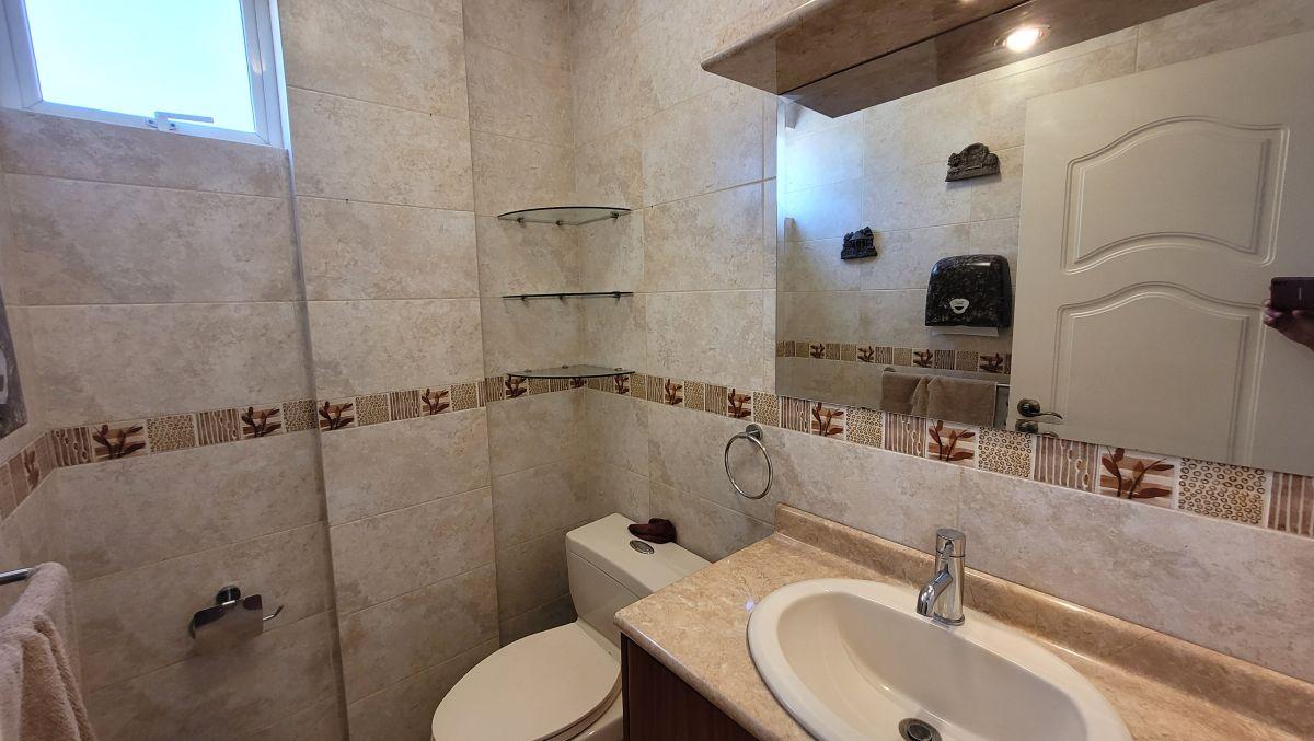Casa de Venta en Urbanización, Los Chillos, Taboada, 4 Dorm. — imagen 4