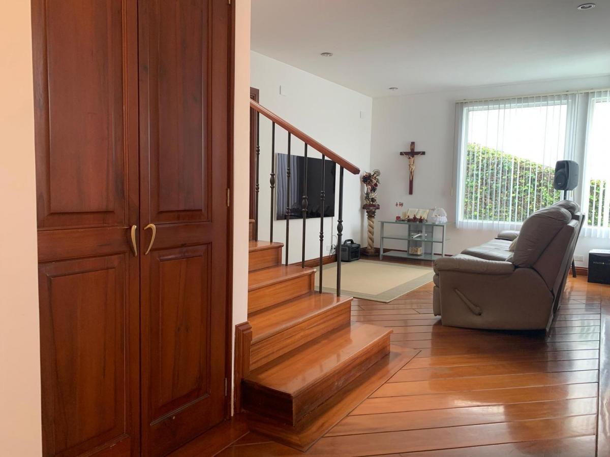 Casa de Venta en Cumbaya Cerca Paseo San Francisco — imagen 4