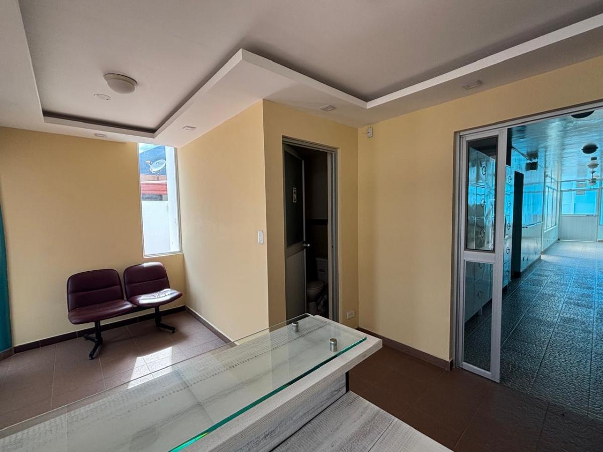 Vendo $134.900 Propiedad con Piscina Para Centro de Fisioterapia, Médico, Spa, — imagen 5
