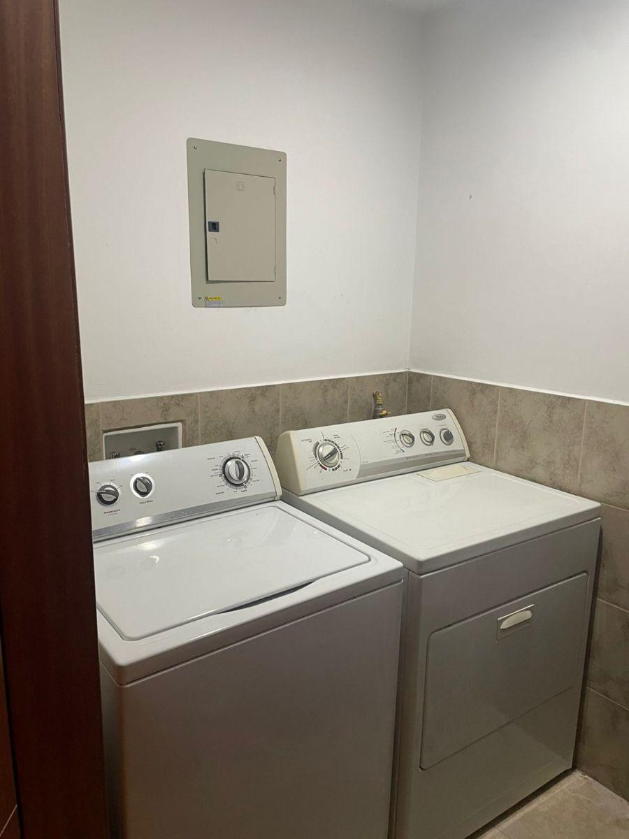 Vendo Hermoso Dept González Suárez Increíble Vista Balcón $220, 000 Dos Dorm. Pueden Ser Tres — imagen 5
