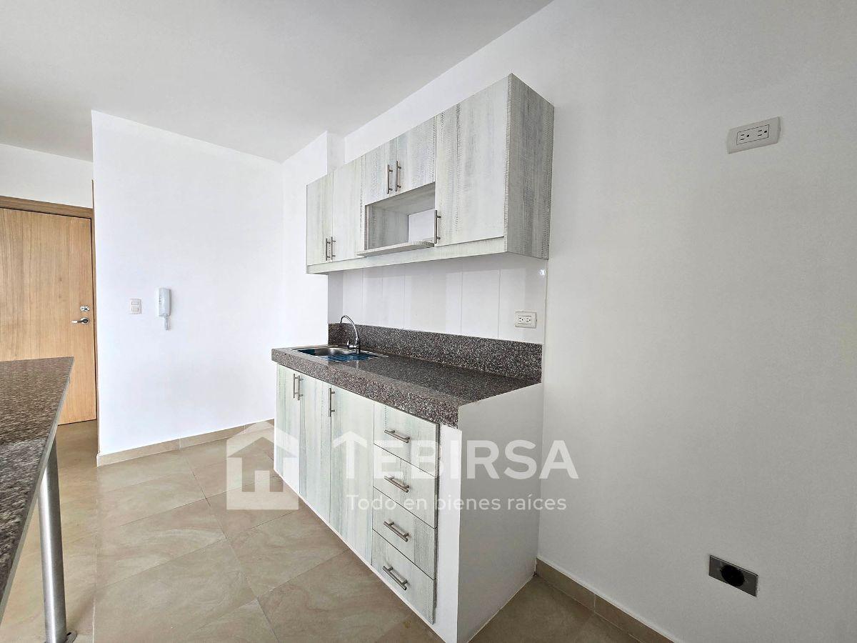 Departamento en Venta de 3 Dorm. y Parqueo, Piso 3 - Salinas, Sector San Lorenzo — imagen 3
