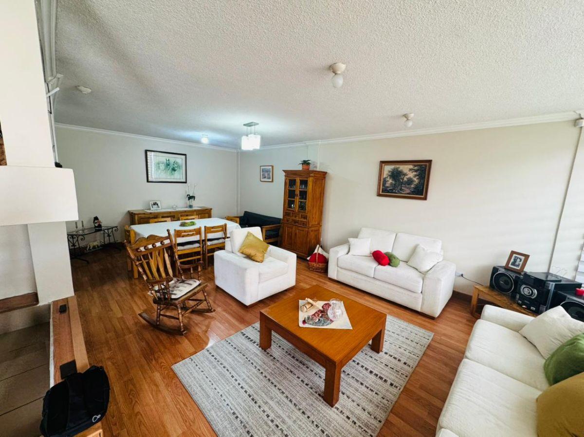 Duplex en Venta, Dos Plantas, en El Sector Av La Prensa — imagen 5