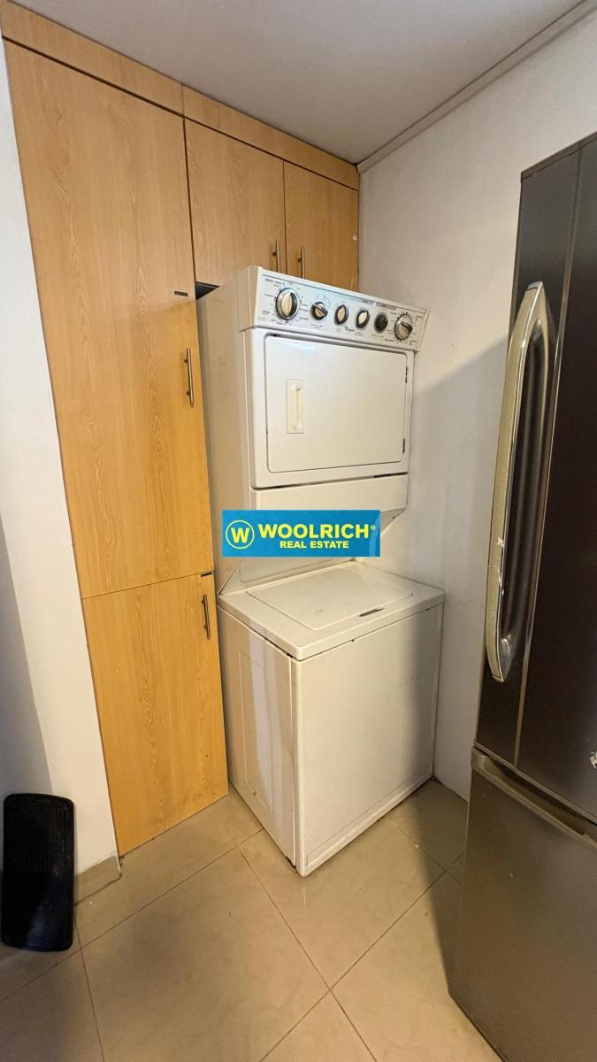 Ciudad Colon, Vendo Depart, 2 Dorm c/u Bano, Estudio, 2 Parqueos, 160 m², Guayas — imagen 4