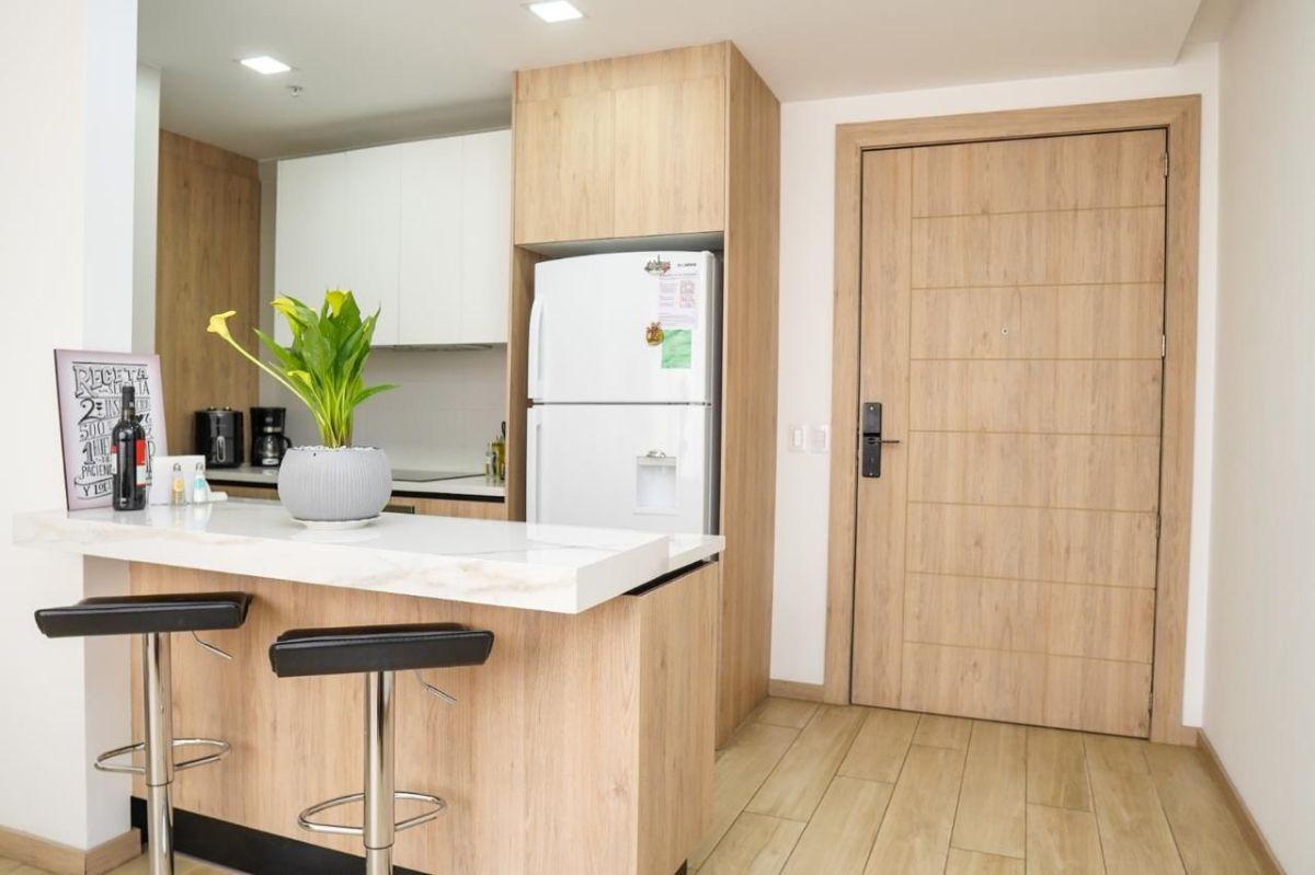 Hermoso Departamento en Venta - Sin Muebles - 83 m - Sector 6 de Diciembre y Checoslovaquia — imagen 3