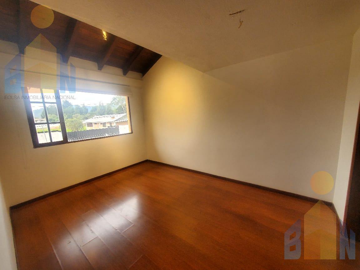 Ct Venta Casa Remodelada Acabados de Lujo Conjunto Privado Valle de Los Chillos Alangasi — imagen 5