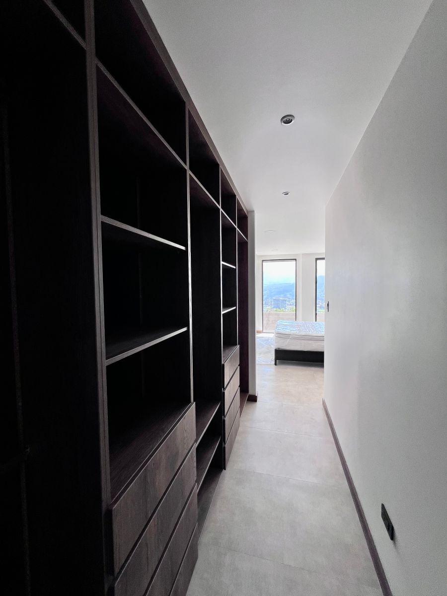 En Venta Departamental Dos Dorm. con Balcón Luminoso en Construcción - Cumbaya — imagen 5