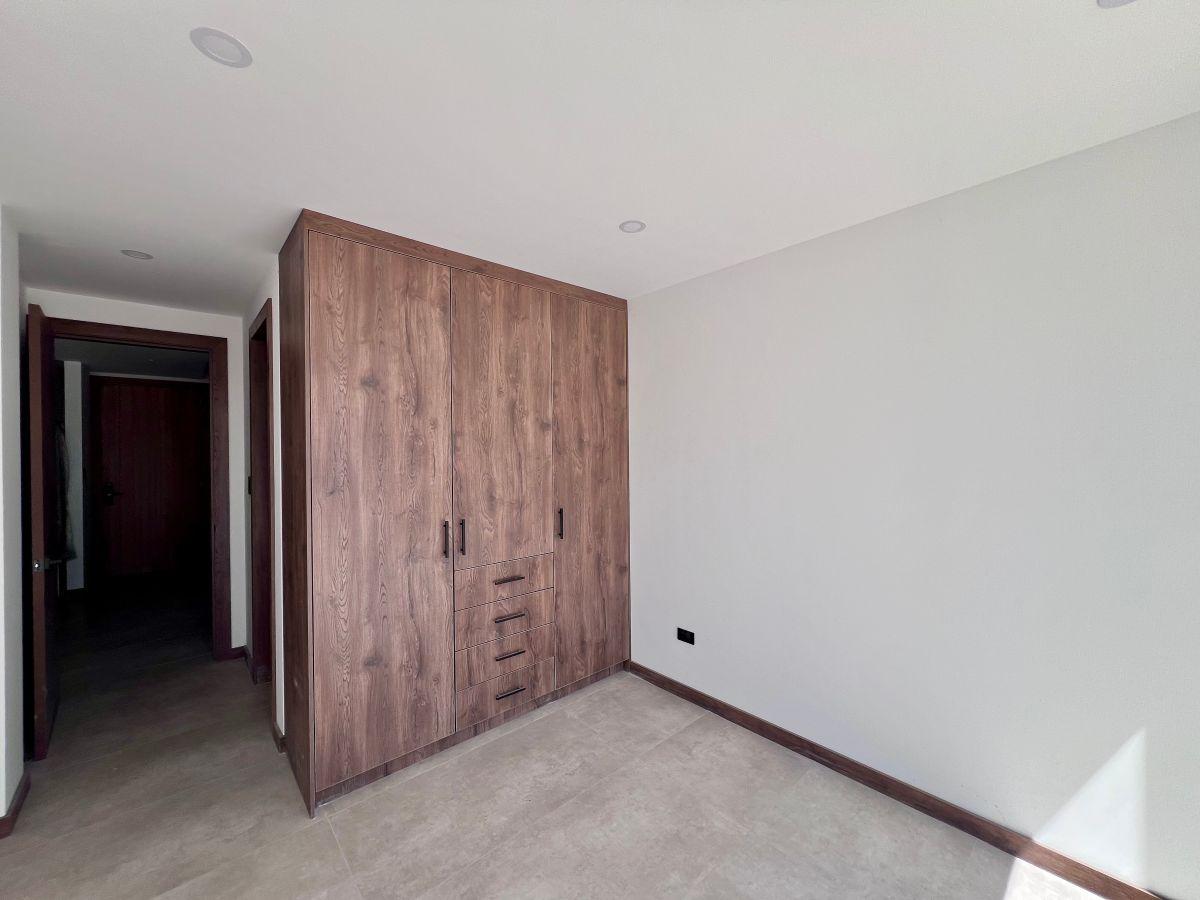 En Venta Departamental Dos Dorm. con Balcón Luminoso en Construcción - Cumbaya — imagen 3