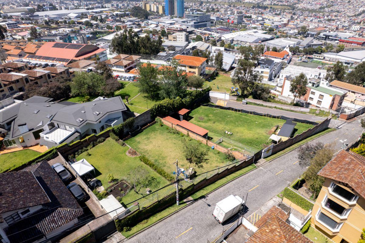 Terreno de 2500 m² en Venta en Santa Lucía — imagen 4