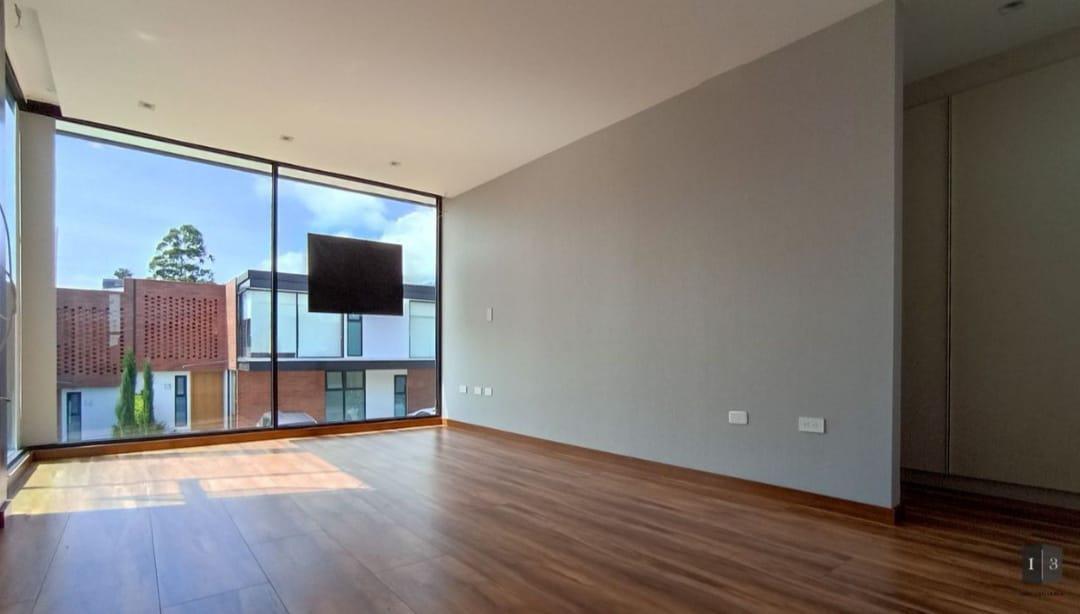 Linda Casa Tecnologica de Venta - San Juan de Cumbayá — imagen 5