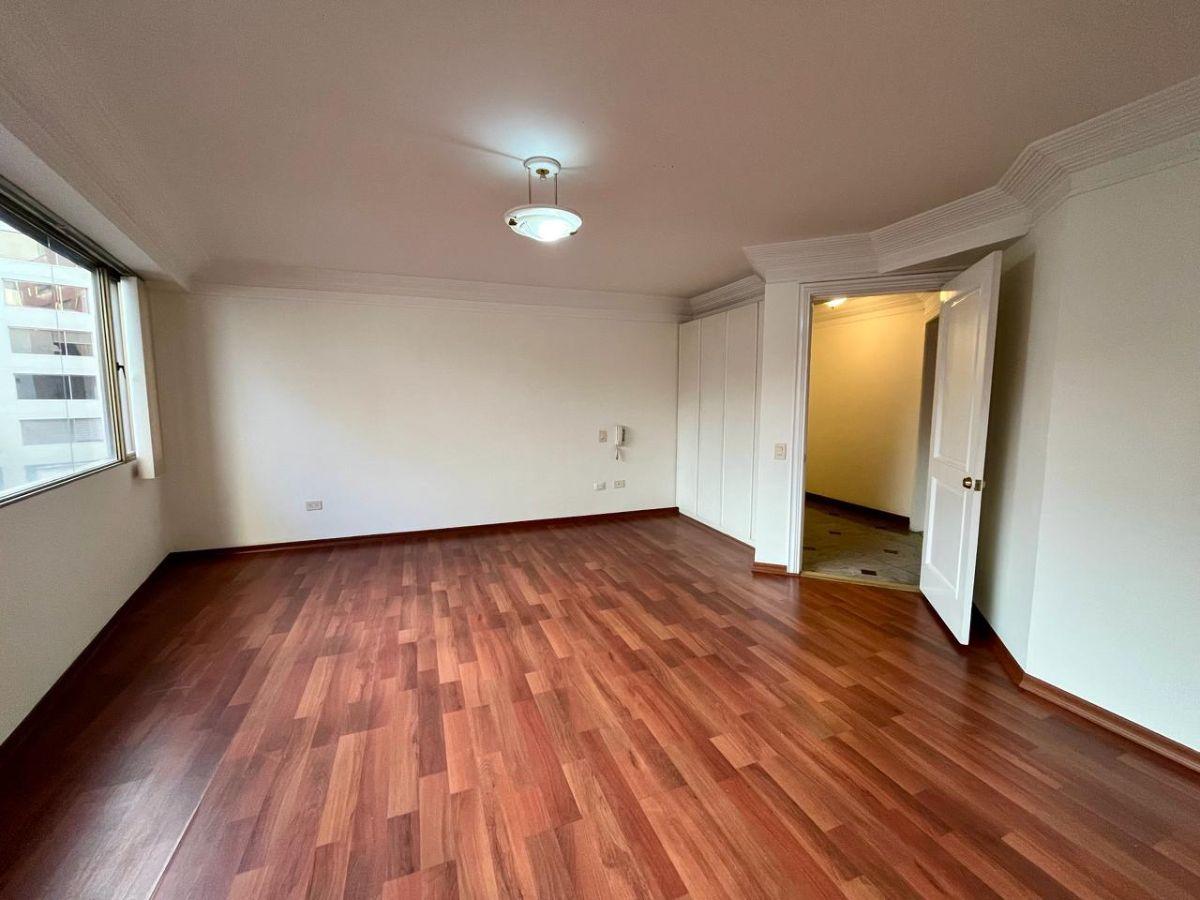 Vendo Bellavista. Lindo Departamento, 270 m², 3 Dor.180.000, Guardiania Las 24 Horas — imagen 4