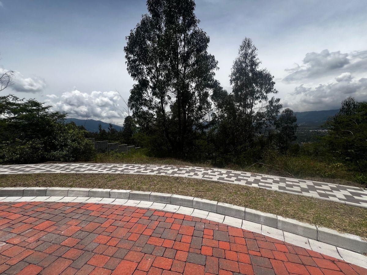 Venta, Terreno de 1005 m² en Tumbaco con Urbanización Privada — imagen 5