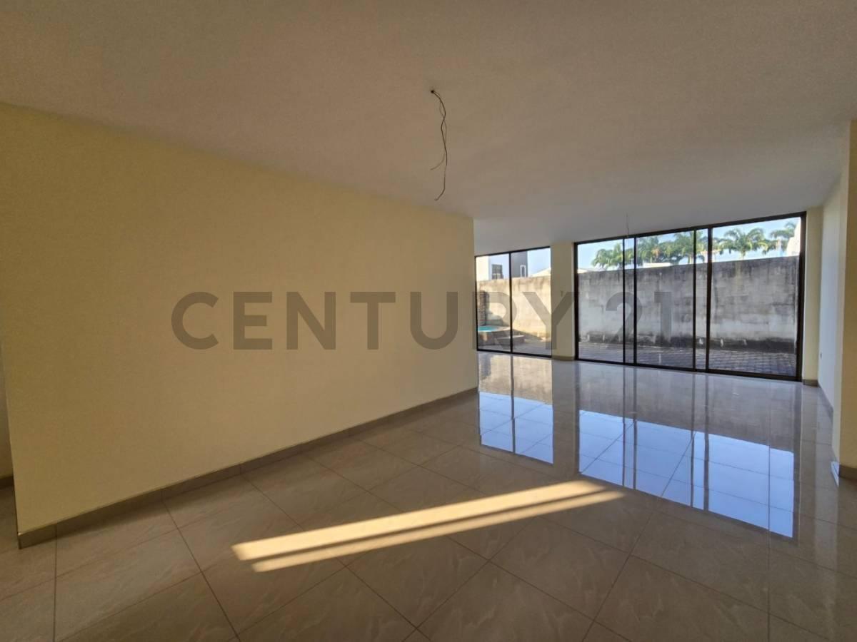 Venta Casa con Jacuzzi en Urb. Mallorca Village, La Aurora, Guayas — imagen 4