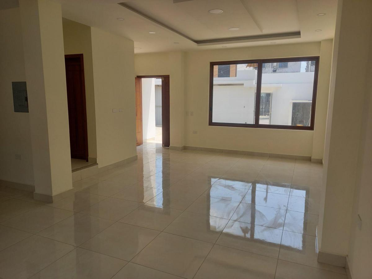 Casa de Venta en Manta Zona Norte San Agustin, Manabí — imagen 5