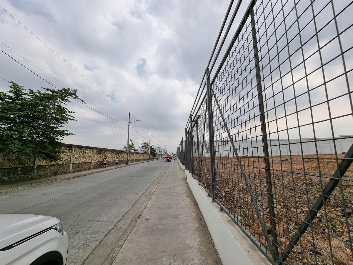 Zona de Alta Plusvalía: Vendo Terrenos Comerciales Desde 900 m² a $260/m², Guayas — imagen 3