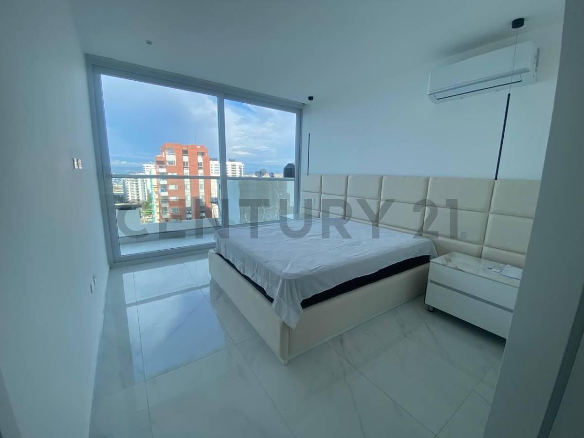 Departamento de Lujo en Primera Línea de Mar en Manta, Manabí — imagen 5