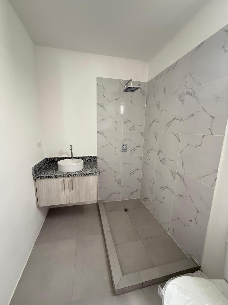Vendo Departamento Planta Baja de Estreno en Costa Gardens, Guayas — imagen 5