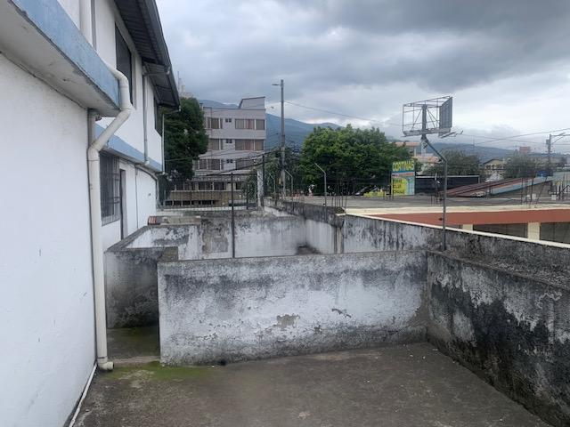 Vs Av Rio Amazonas y Rio Coca, Venta Propiedad Ideal Para Proyecto Inmobiliario 595 m² — imagen 3
