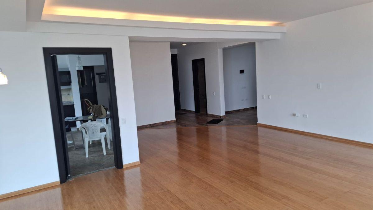 Vendo de Oportunidad 205 m². Tres Habits Cada Una con Baño — imagen 4
