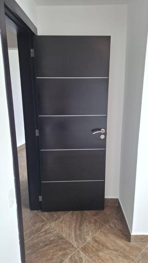 Vendo de Oportunidad 205 m². Tres Habits Cada Una con Baño — imagen 3