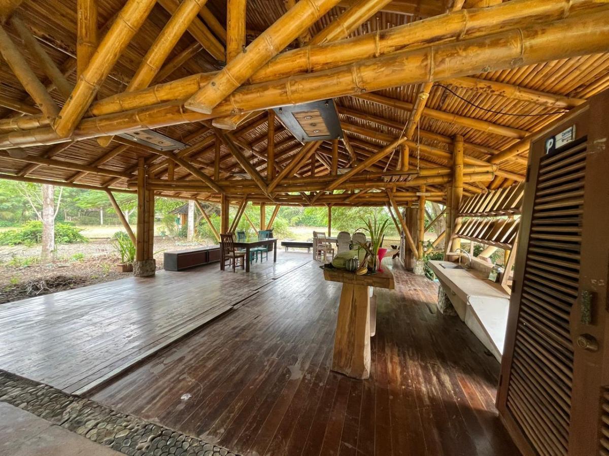Vendo Terreno Que Incluye Hosteria Al Pie del Mar en Ayampe Ecuador, Manabí — imagen 3