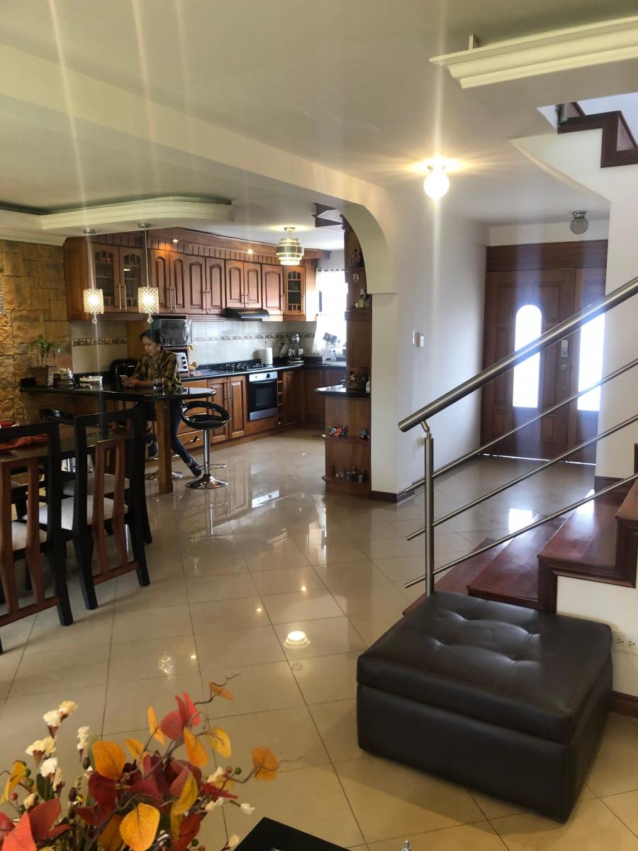 Vendo Casa en Capelo Independiente — imagen 5