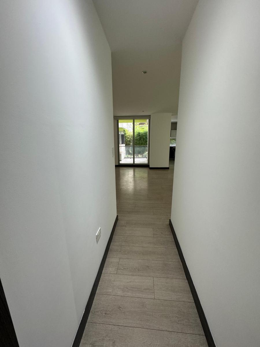 De Venta Hermoso Departamento (González Suárez) — imagen 5