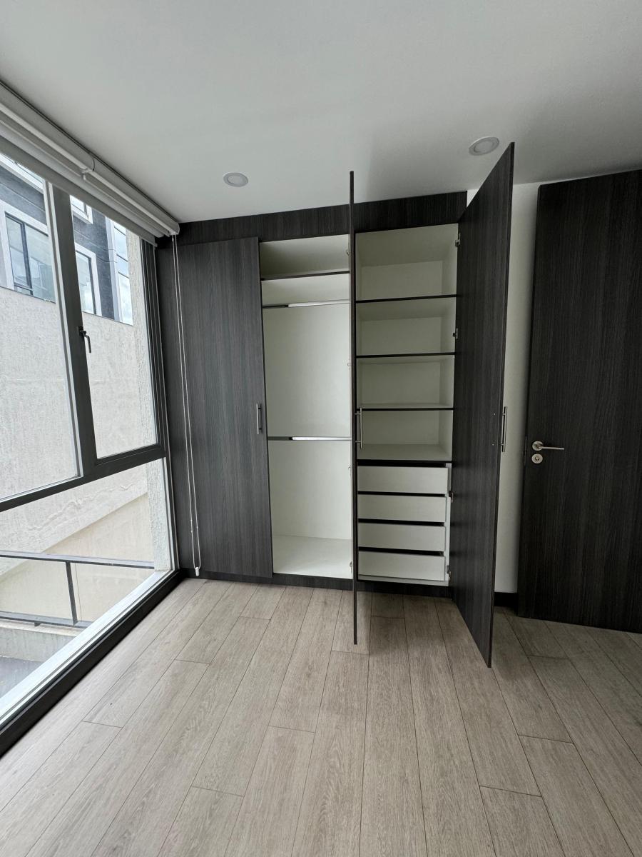 De Venta Hermoso Departamento (González Suárez) — imagen 4