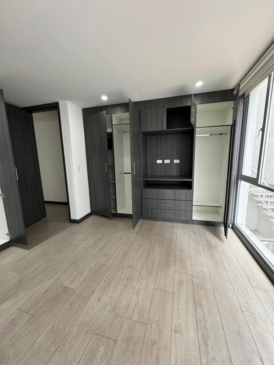 De Venta Hermoso Departamento (González Suárez) — imagen 3