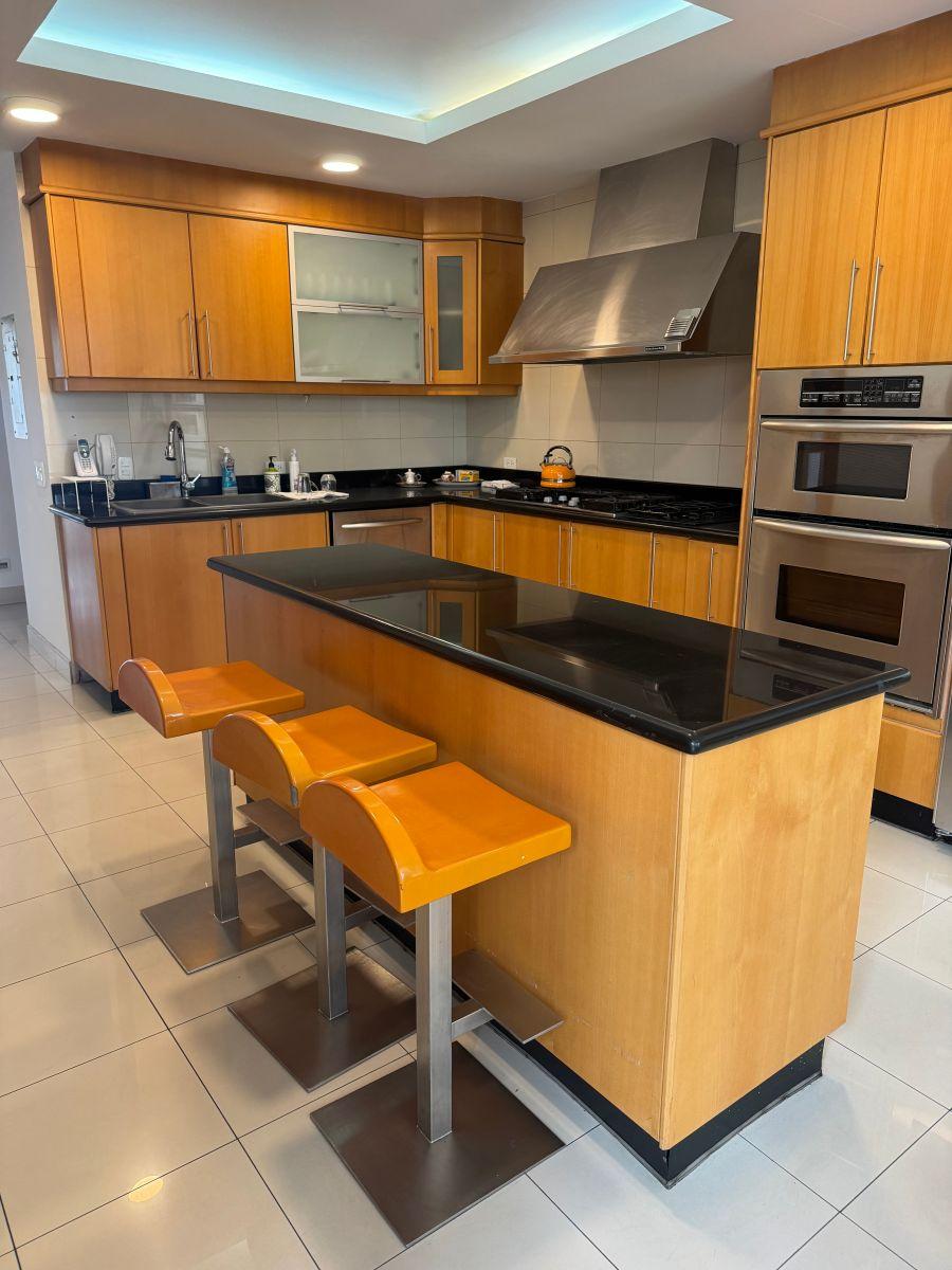 Departamento 2 Habitaciones de 313 m² en Venta en Quito Tenis — imagen 3