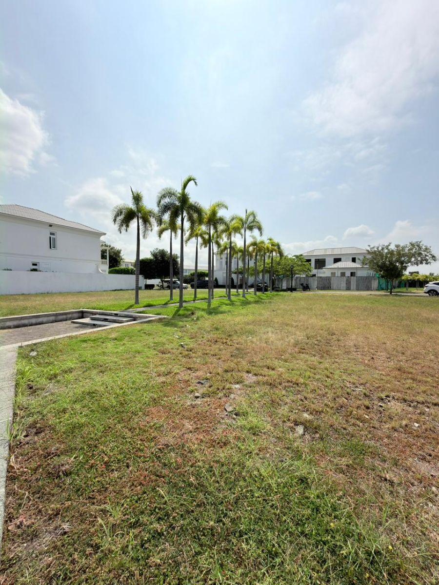 Terreno de 646 m² en Venta en Samborondón, Aires de Batan Al Lago, Guayas — imagen 4