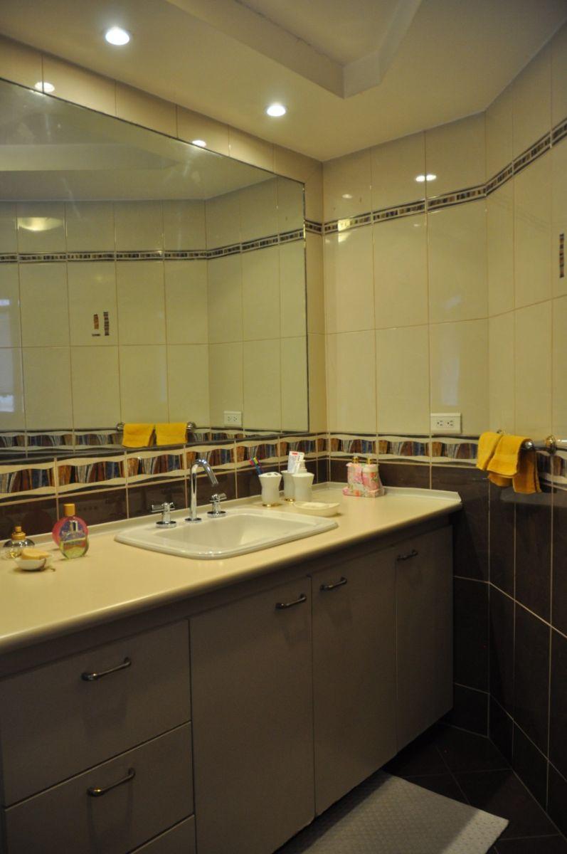 Vendo Departamento Cerca de Centros Comerciales, Colegios, Bancos, Sector Quito Tenis — imagen 3