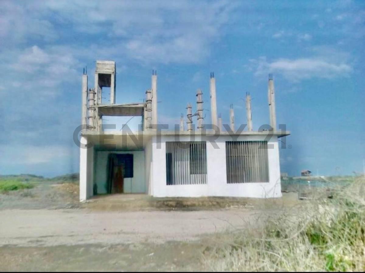 Venta Terreno en Playas Al Pie del Mar con Obra Gris en Construccion, Guayas — imagen 4
