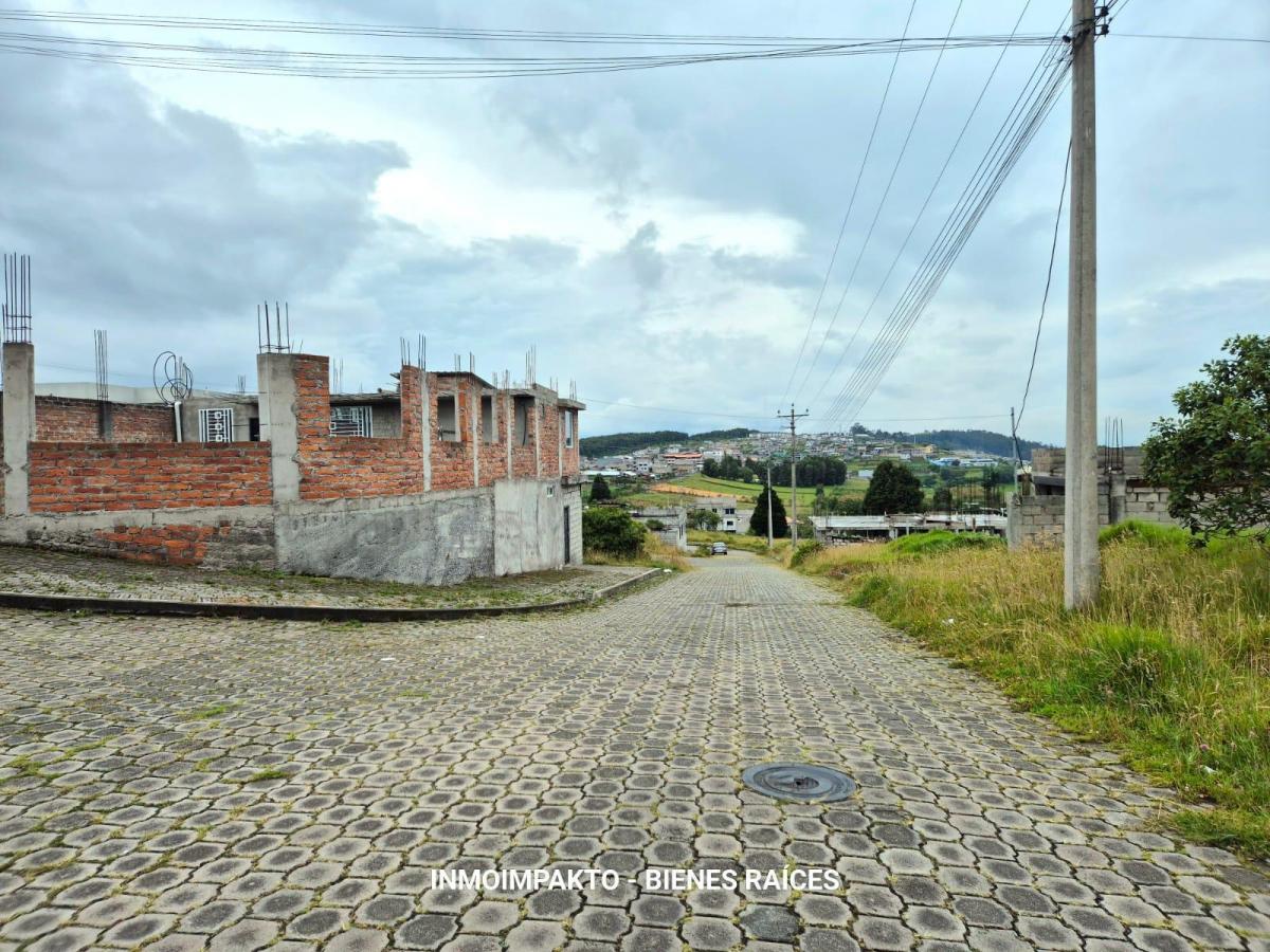 Terreno en Venta Av Simón Bolívar Sur de Quito — imagen 3