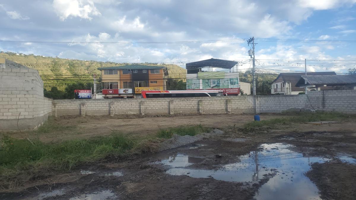 Terreno de Venta Comercial en Guayllabamba, Vía Principal Apto Para Proyecto — imagen 5